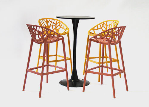 Ores Stools with Black Tulip Table
