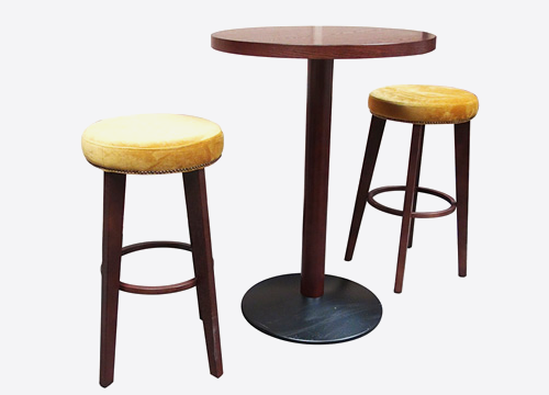 Walnut Pod Set To Seat 4